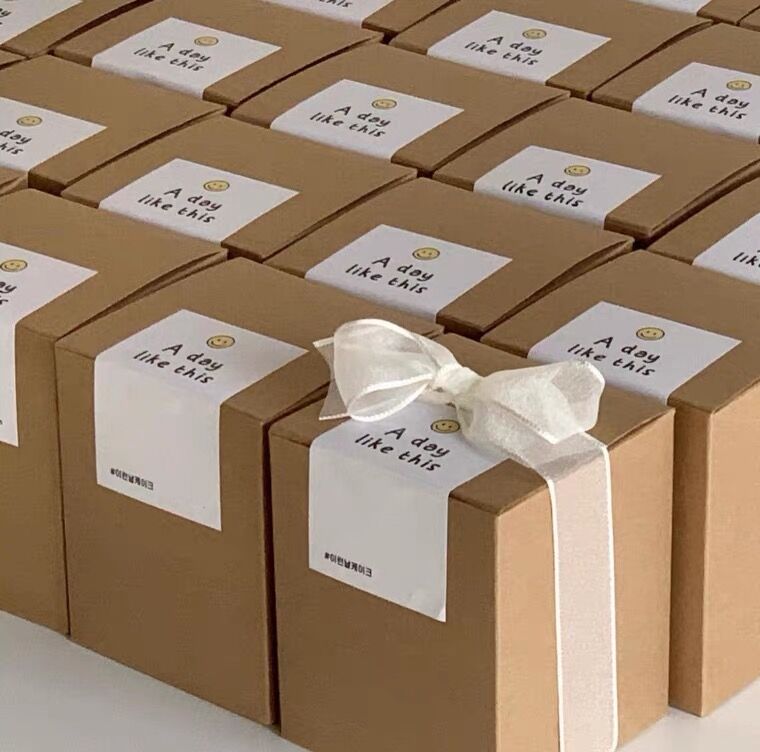 Kraftpapier-Box, Kerze, Lippen – Holiday Candle Set Bewertung und Preis